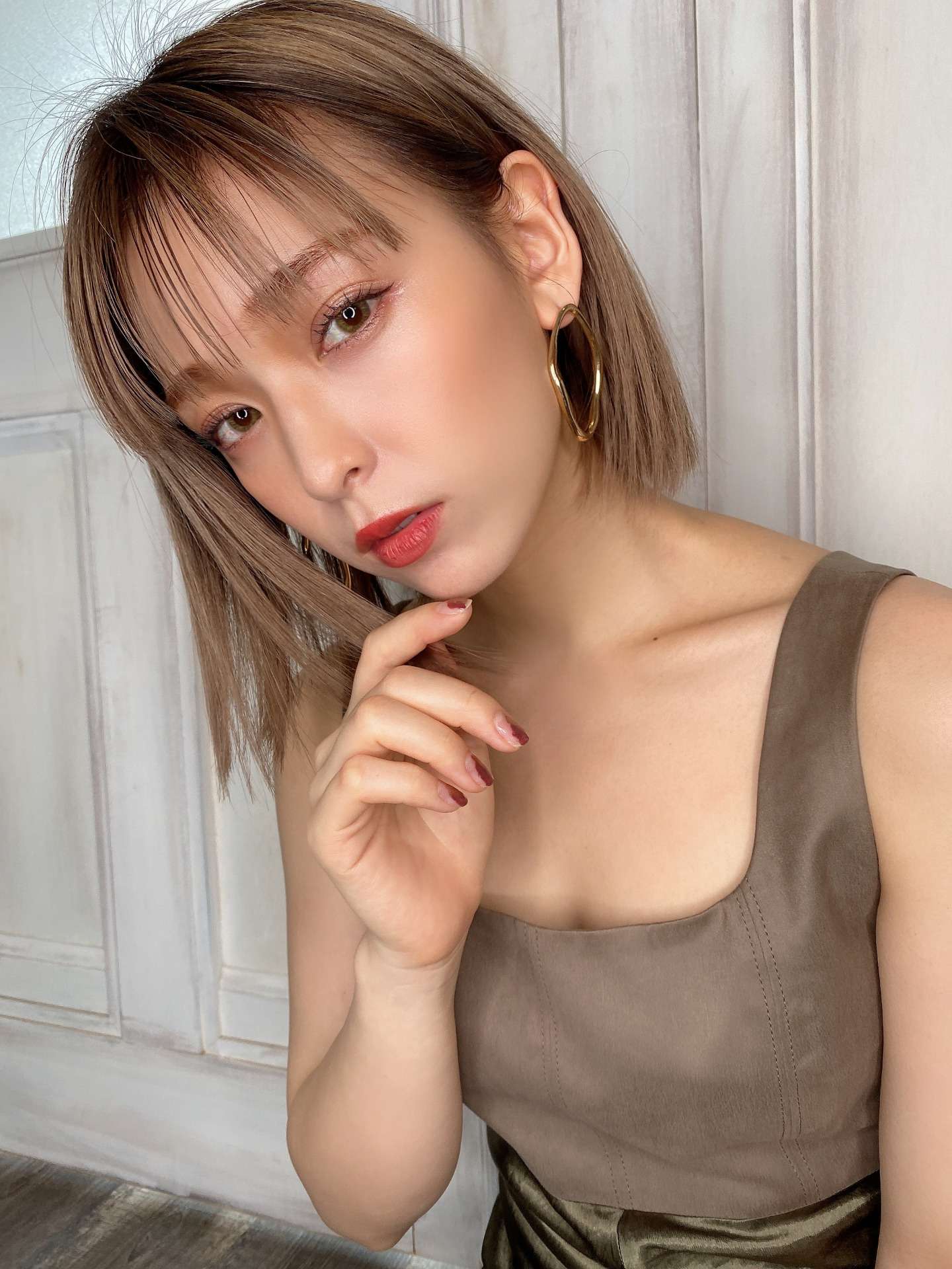 切りっぱなしのミルクティーボブ